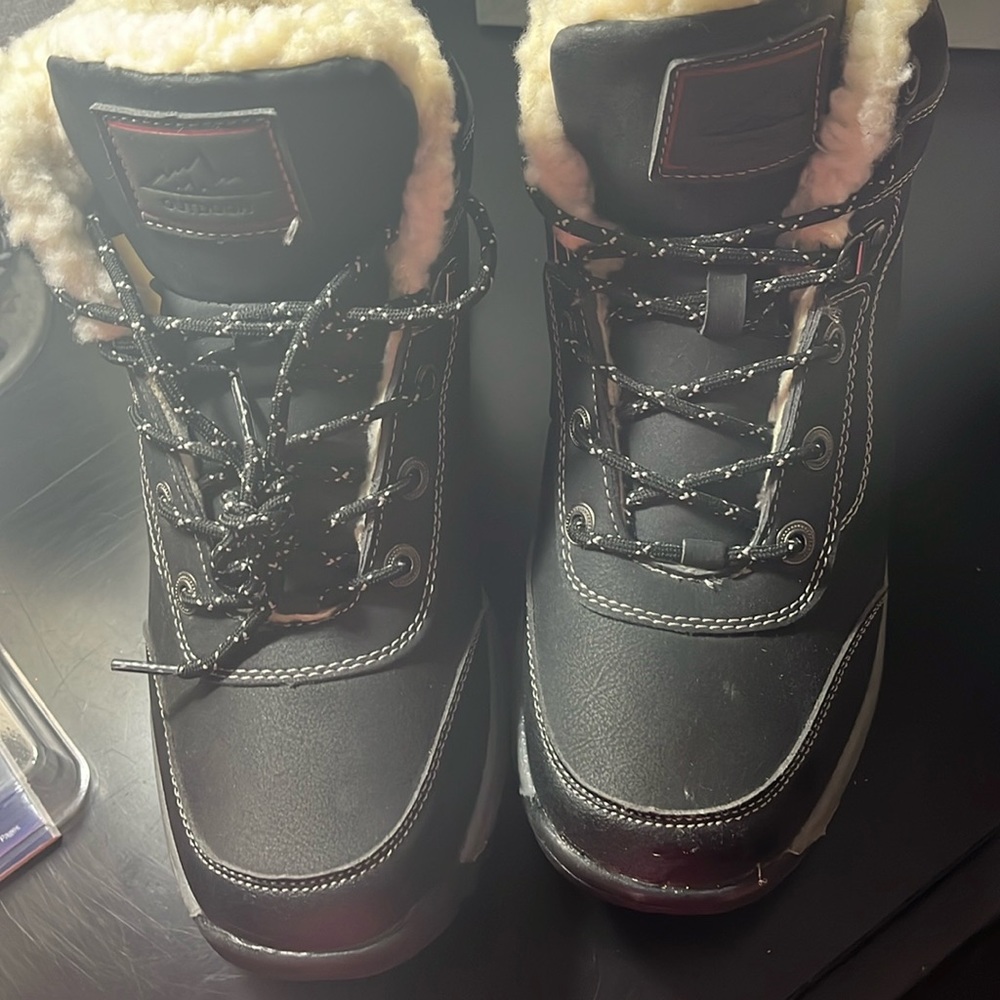 Never Worn Snow Boots